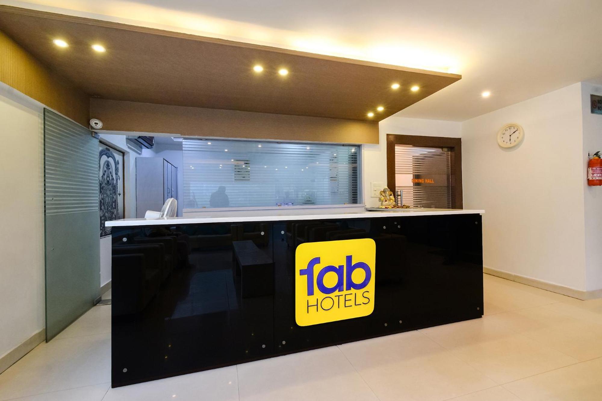 Fabhotel Aditya Homes - Nr Isb, Gachibowli Хайдарабад Экстерьер фото