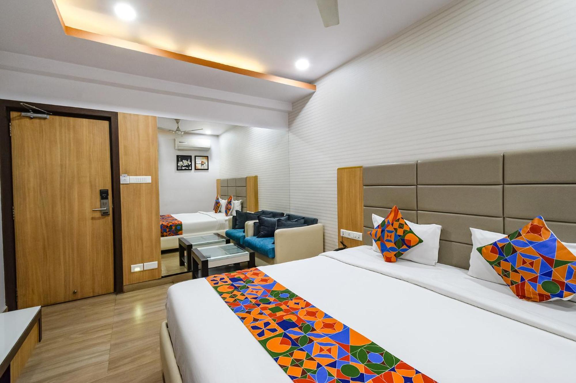 Fabhotel Aditya Homes - Nr Isb, Gachibowli Хайдарабад Экстерьер фото